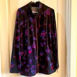 Black floral Livi athleisure tunic jacket